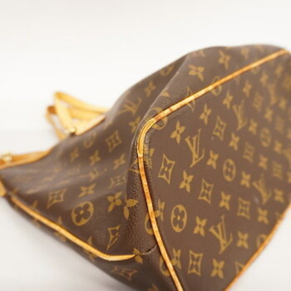 Louis Vuitton Monogram Palermo PM Shoulder Bag - Picture 8 of 15